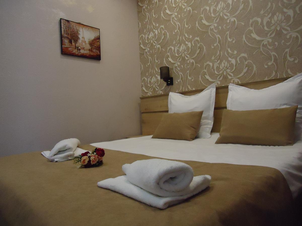 La'Rooms Kutaisi Bagian luar foto