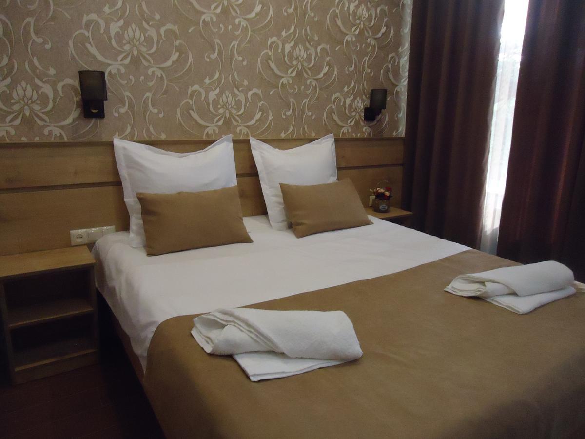 La'Rooms Kutaisi Bagian luar foto