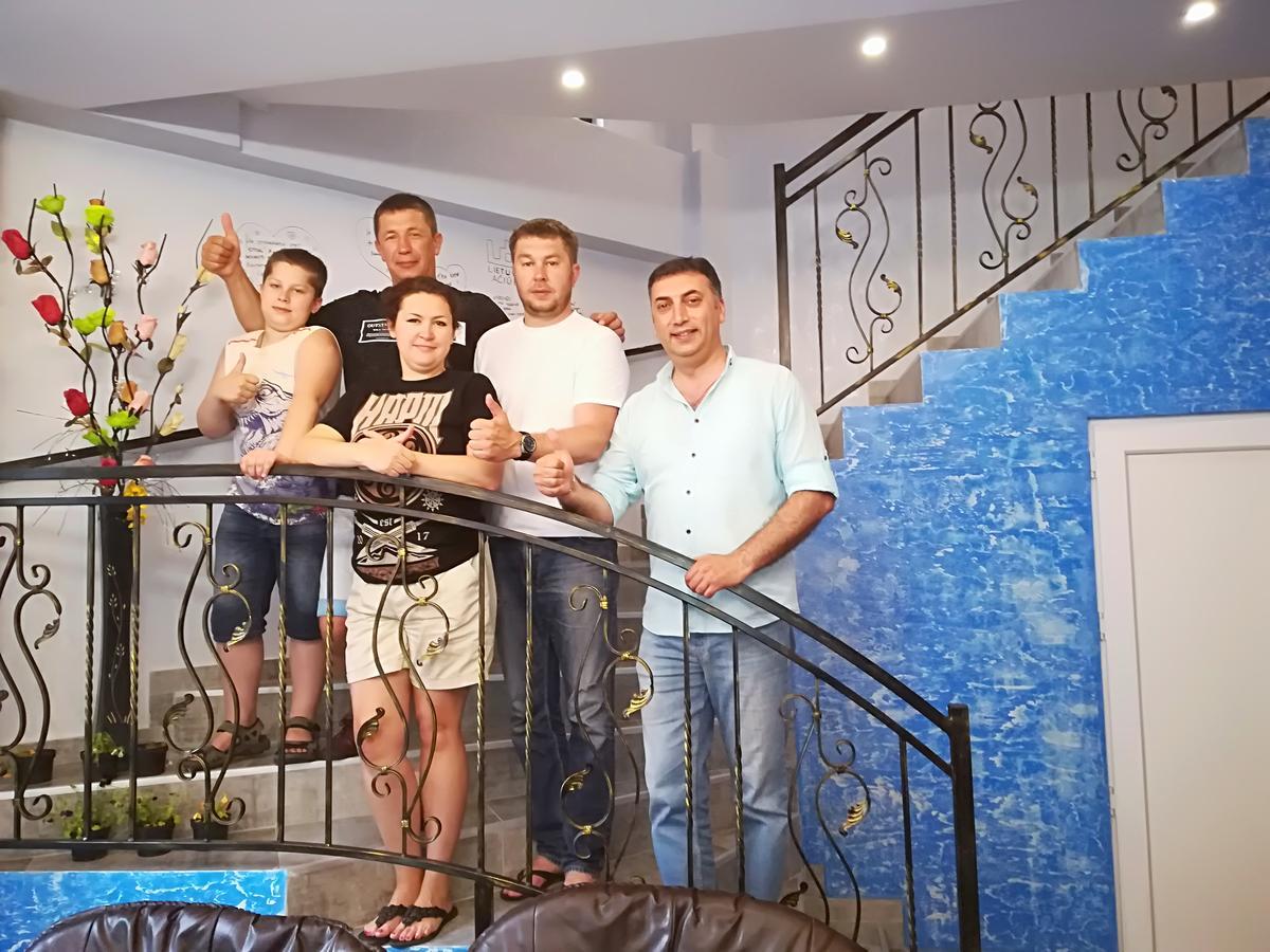 La'Rooms Kutaisi Bagian luar foto